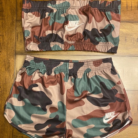 Camo Custom 2pc Set - Picture 1 of 1